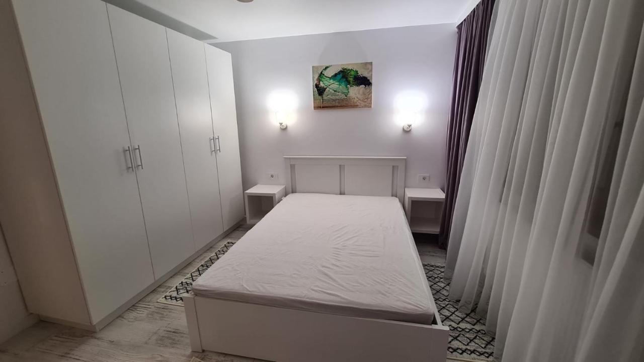 苏恰瓦La Fluturi Apartament公寓 外观 照片
